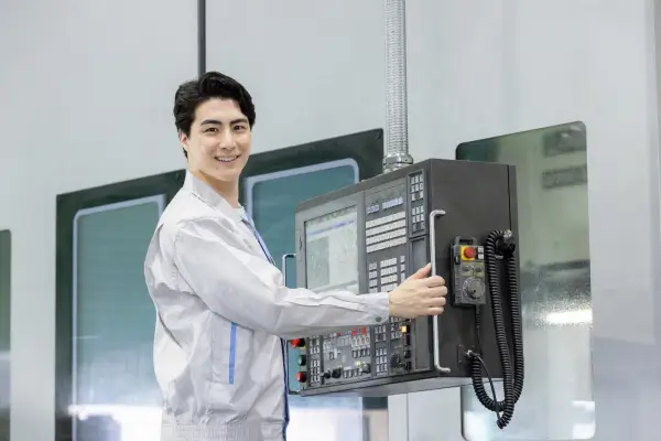 自動車生産設備の保守点検・修理